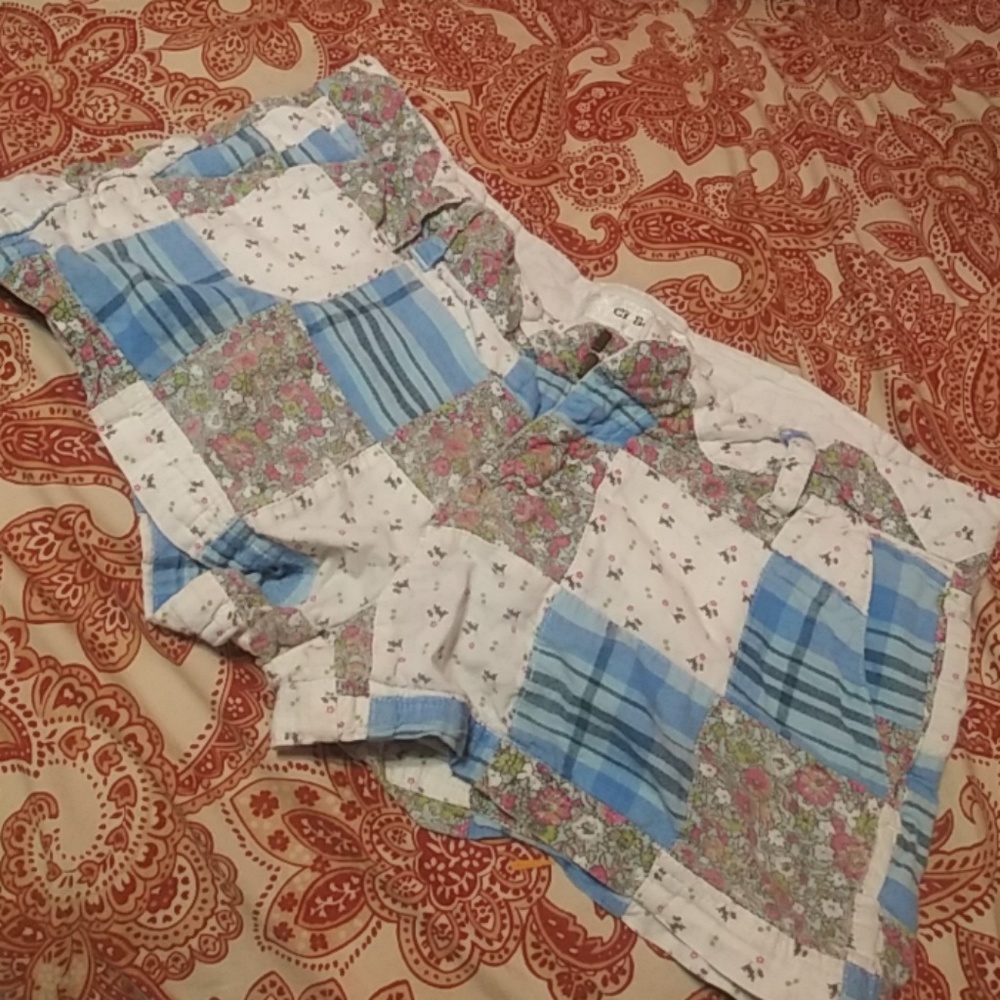 Floral pattern shorts